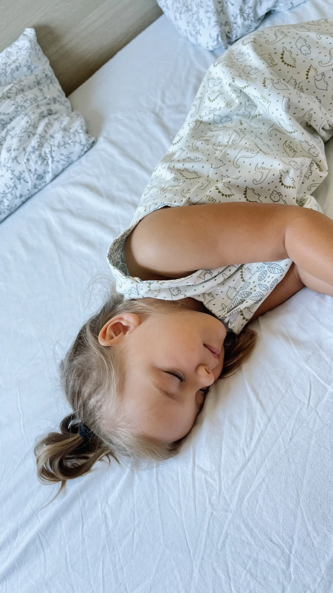  Sacco a pelo doppio lato con piedi per bambini da 1-2 anni TOG 1.0 happy dino Bellochi 5