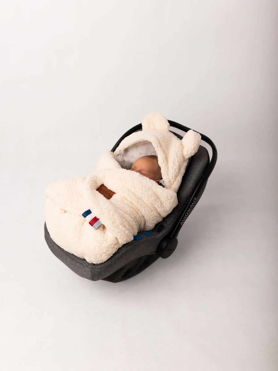  Copertina per seggiolino auto per bambini 90×90 cm bianca Orsacchiotto – Teddy white Bellochi 6